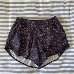 Lululemon hotty hot 4” short, purple pattern